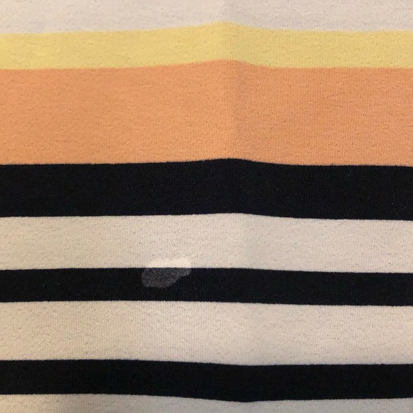 The limited tank top - Picture 2 of 4